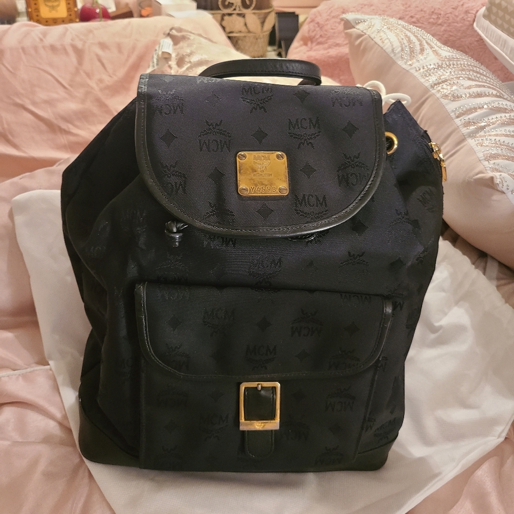 MCM BLACK CANVAS BACKPACK-AUTHENTIC